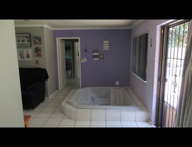 3 BEDROOM HOUSE FOR SALE IN ALBERTSDAL